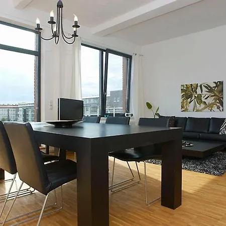 Spacious Friedrichshain *